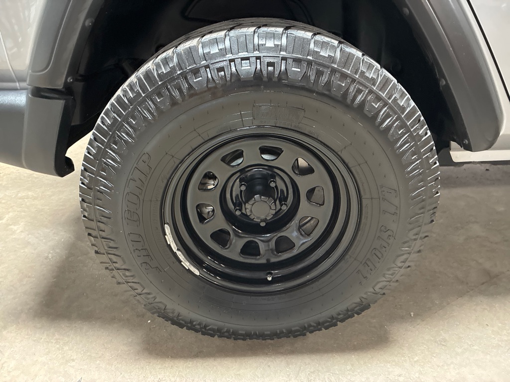 Photo 13 of this JEEP WRANGLER UNLIMI