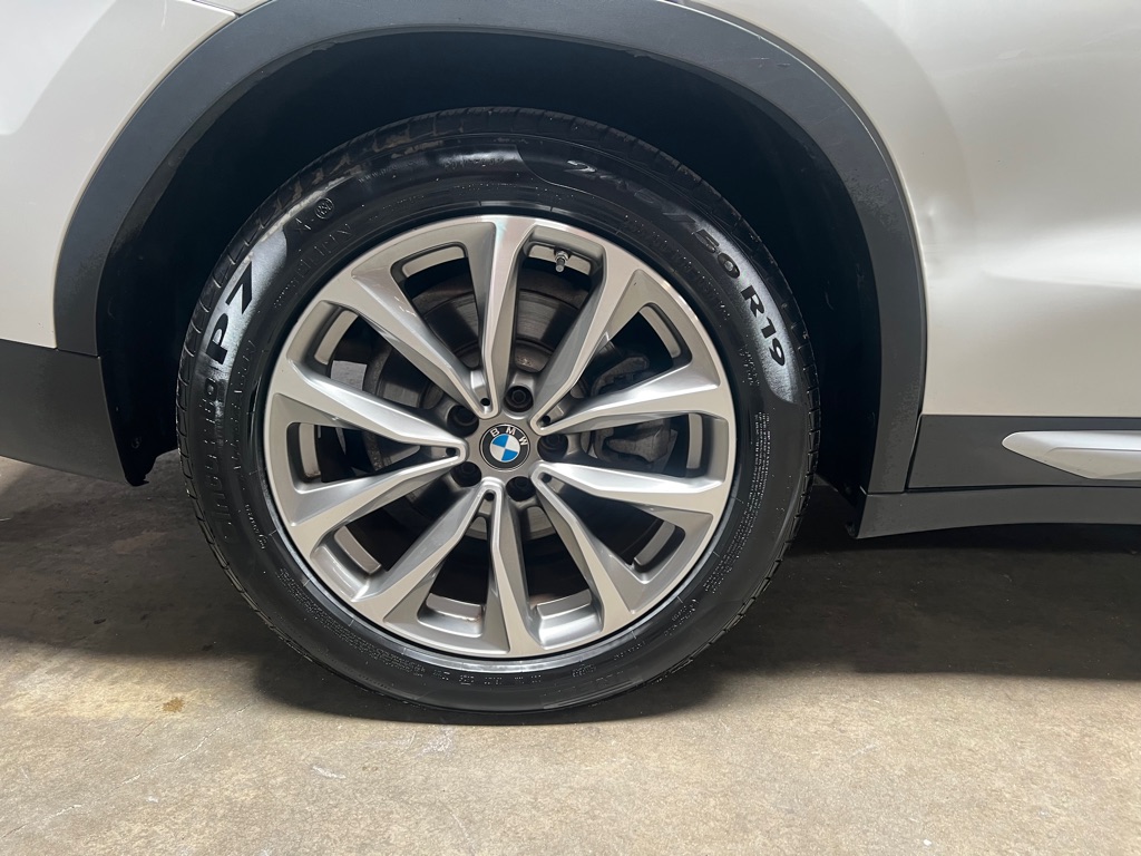 Photo 12 of this BMW X3