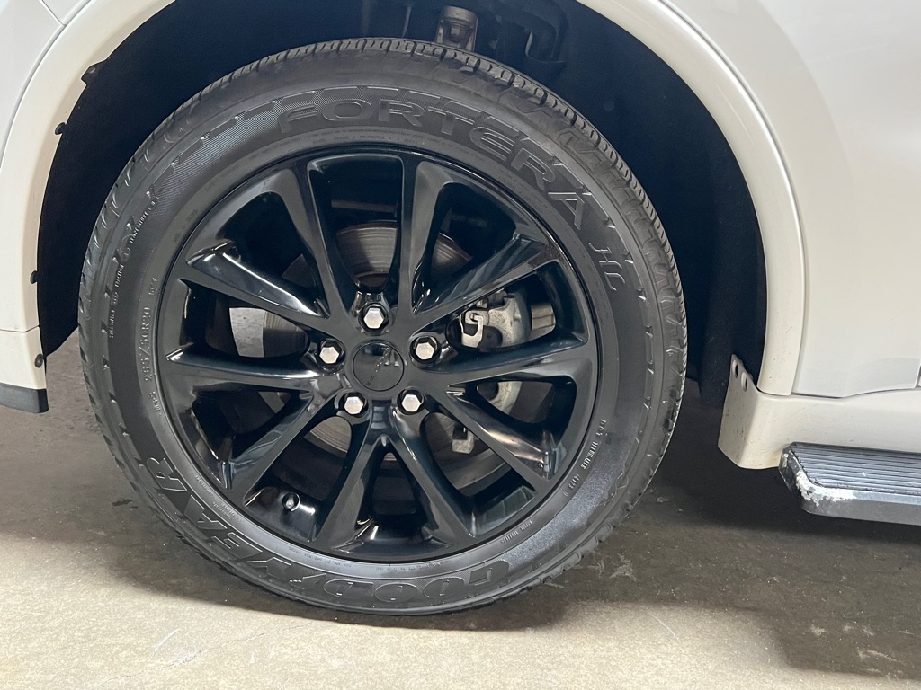 Photo 28 of this DODGE DURANGO