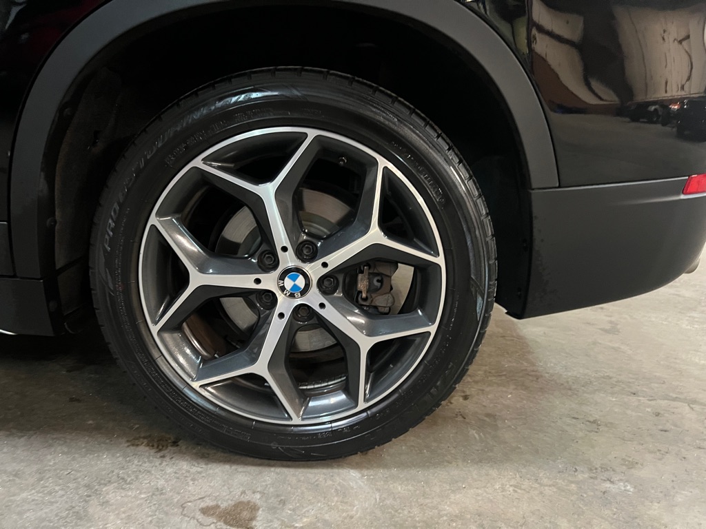 Photo 16 of this BMW X1