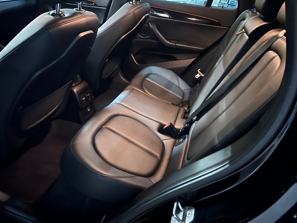 Photo 20 of this BMW X1