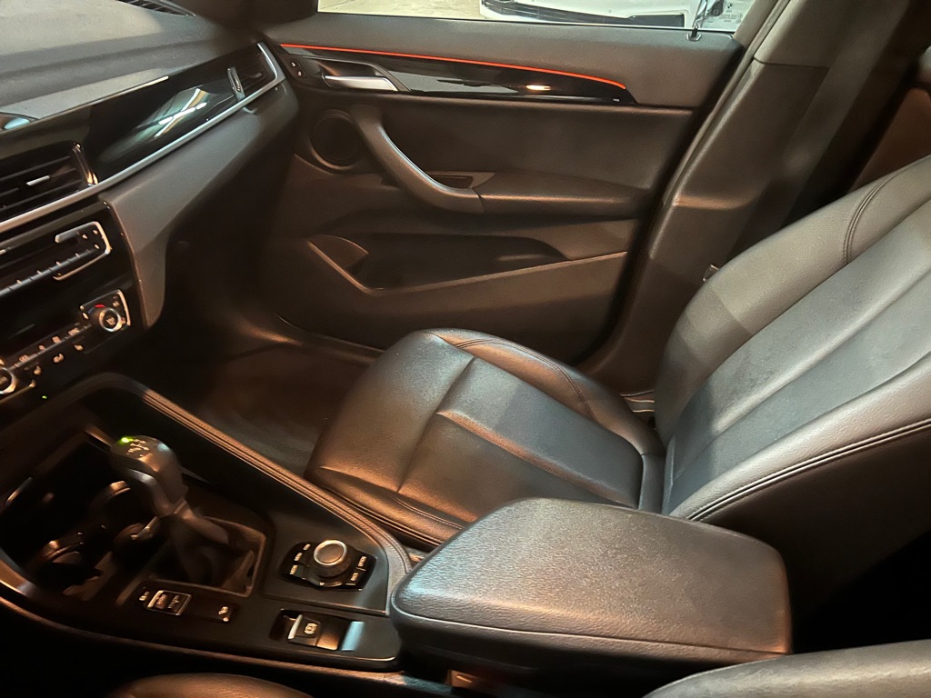 Photo 19 of this BMW X1