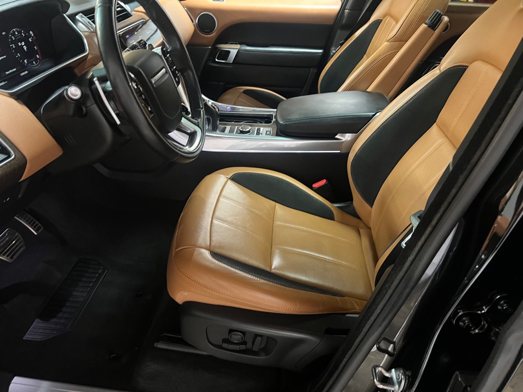 Photo 20 of this LAND ROVER RANGE ROVER SPO