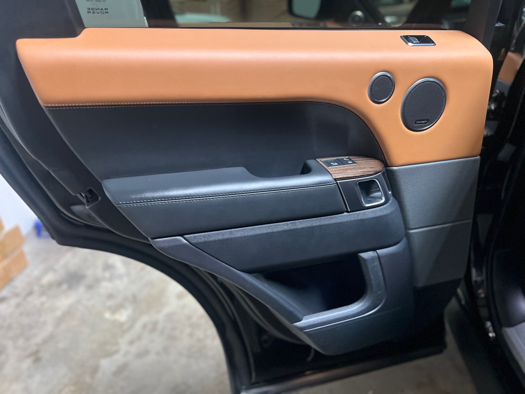 Photo 31 of this LAND ROVER RANGE ROVER SPO