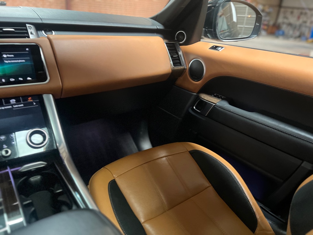 Photo 26 of this LAND ROVER RANGE ROVER SPO