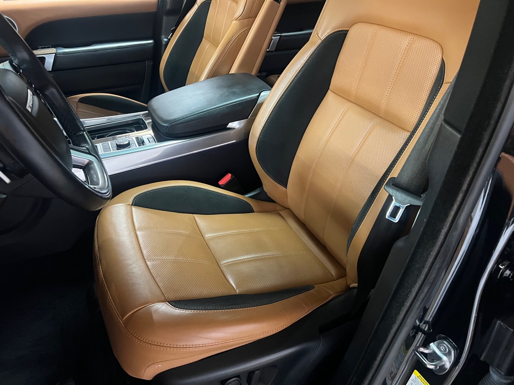 Photo 19 of this LAND ROVER RANGE ROVER SPO