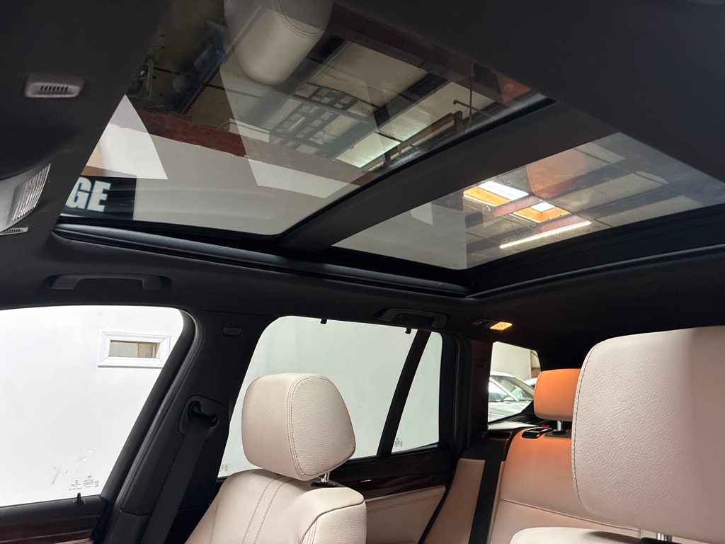 Photo 28 of this BMW X3