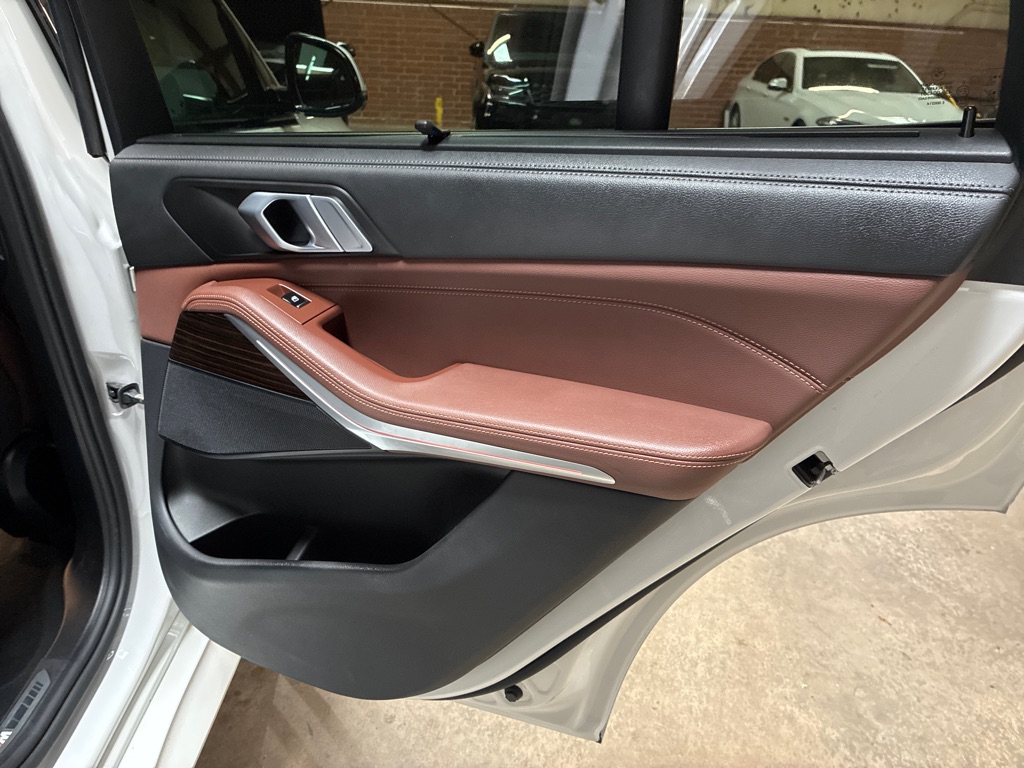 Photo 24 of this BMW X5