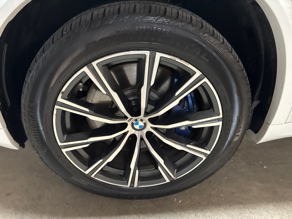 Photo 12 of this BMW X5