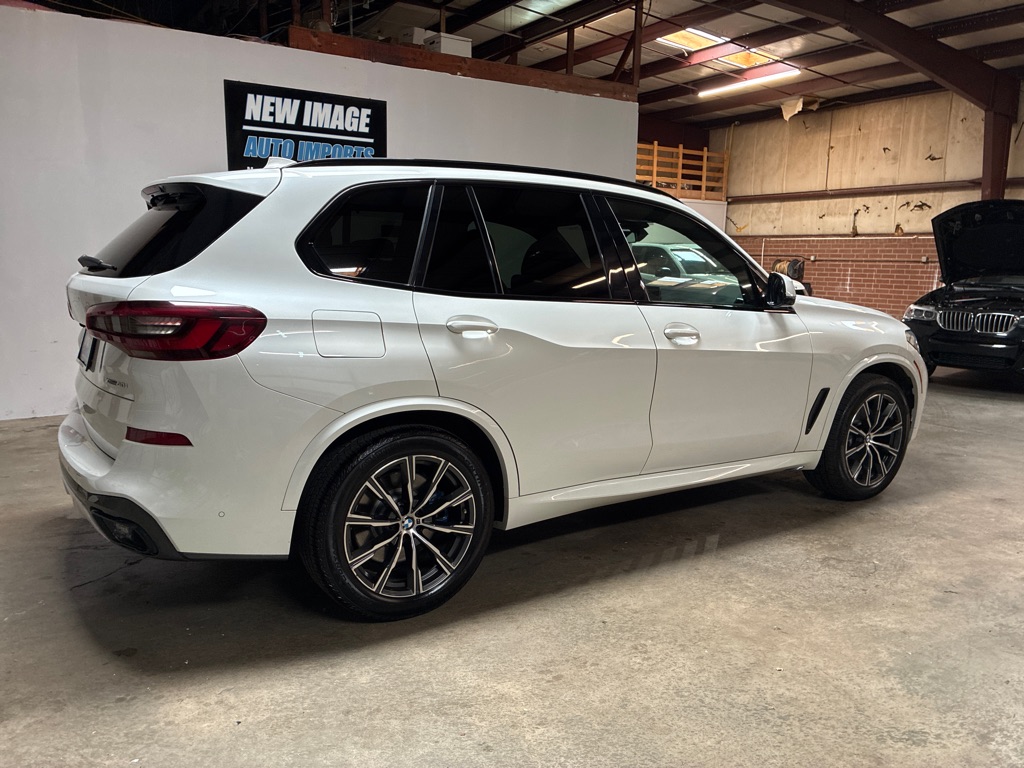 Photo 3 of this BMW X5