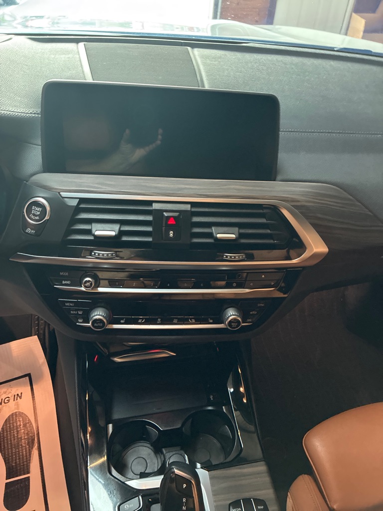Photo 19 of this BMW X3