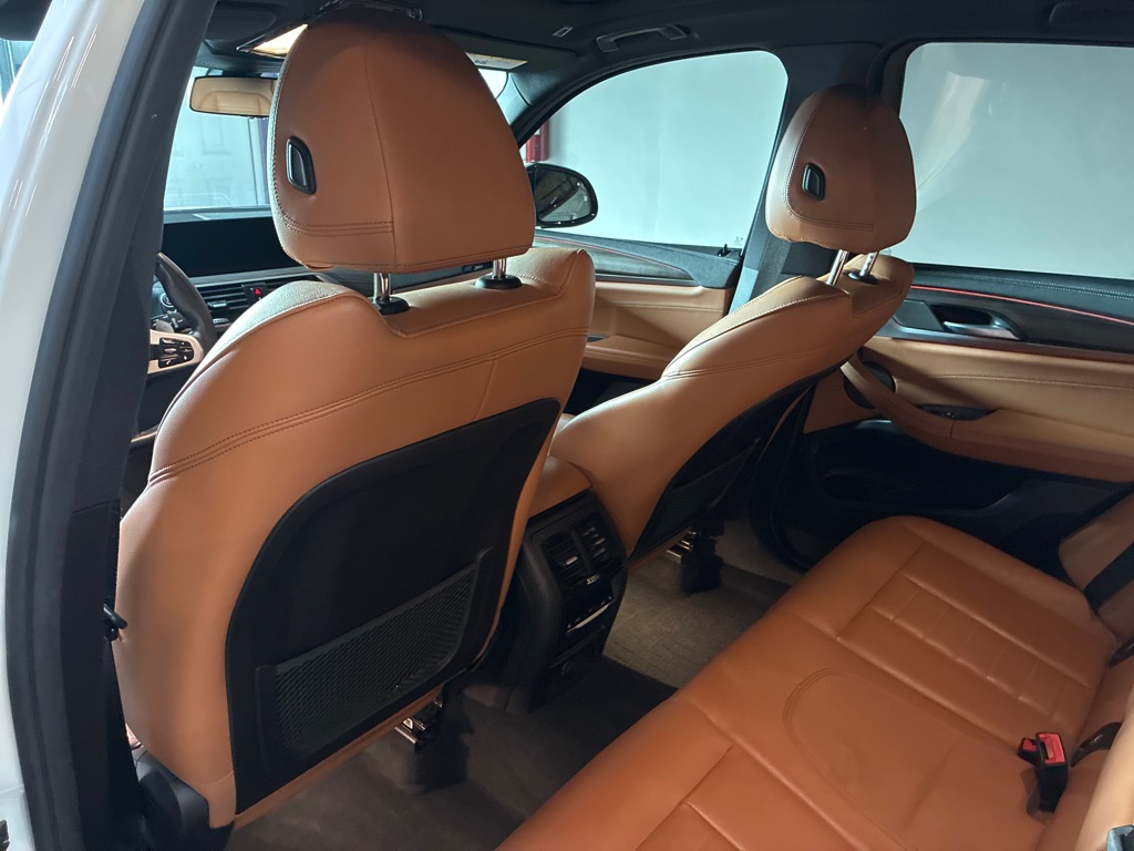 Photo 22 of this BMW X3