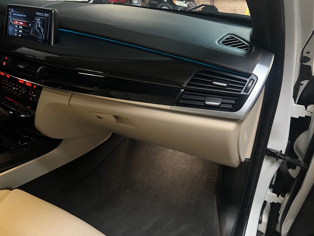 Photo 21 of this BMW X5