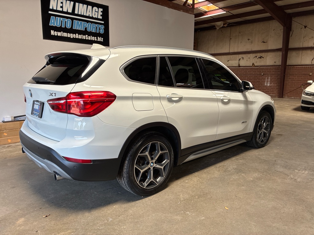Photo 4 of this BMW X1