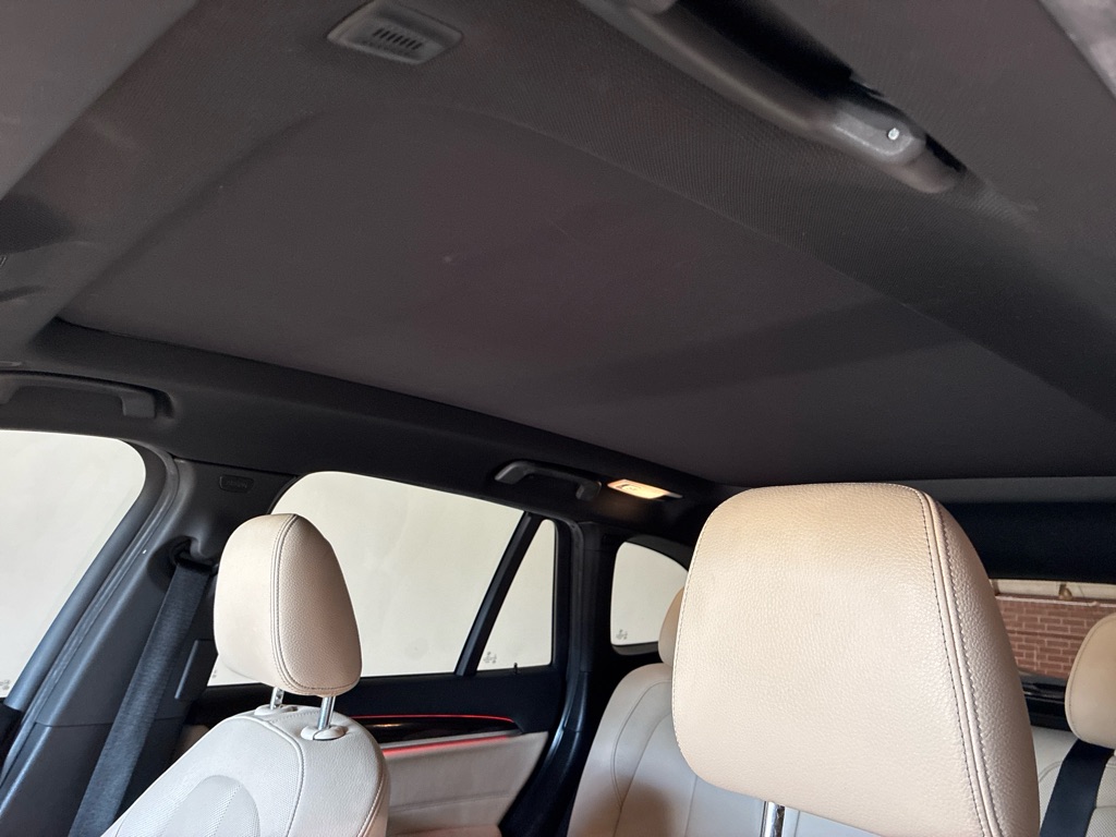 Photo 28 of this BMW X1