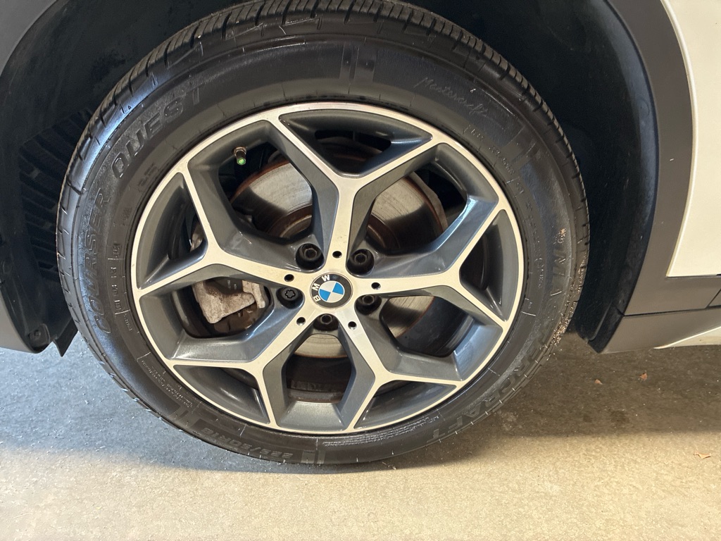 Photo 29 of this BMW X1