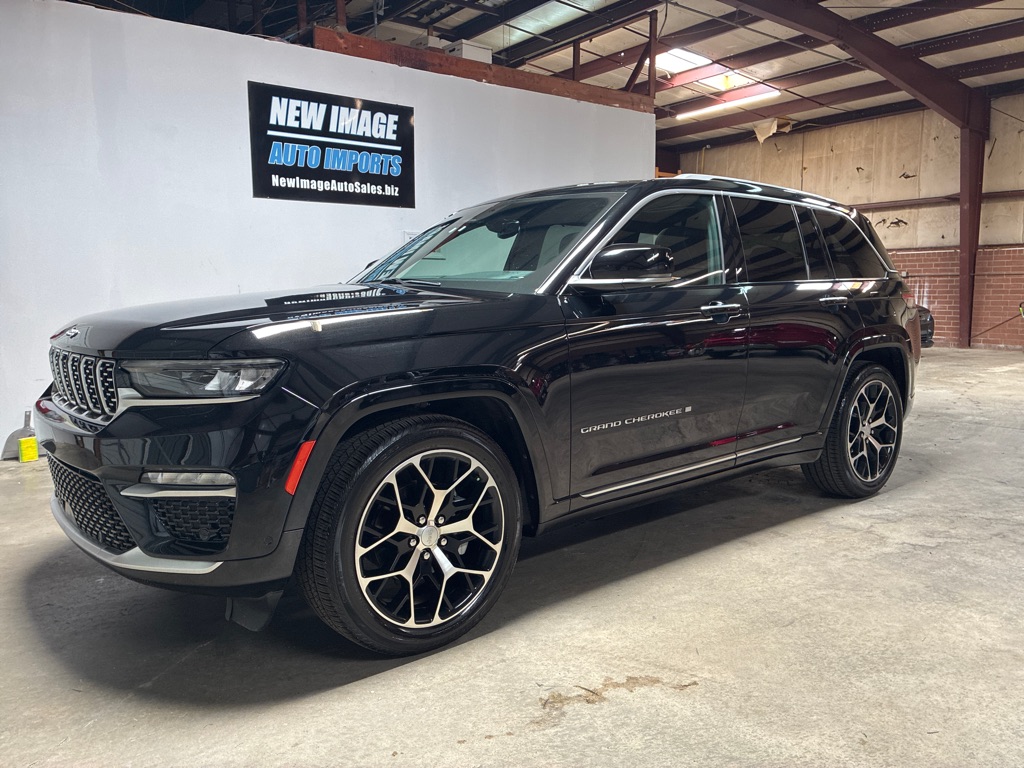 Photo 7 of this JEEP GRAND CHEROKEE