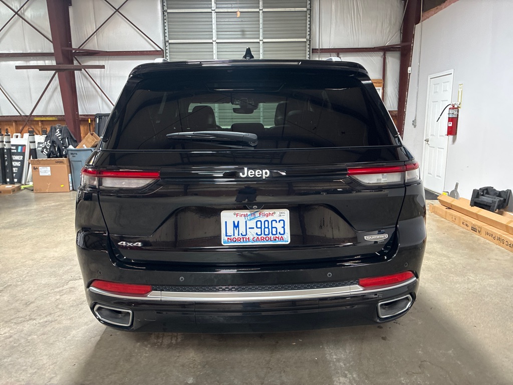 Photo 9 of this JEEP GRAND CHEROKEE