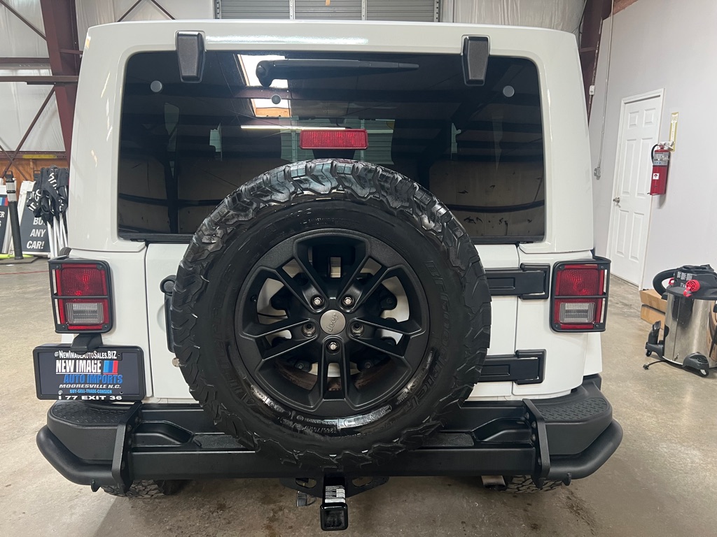 Photo 11 of this JEEP WRANGLER