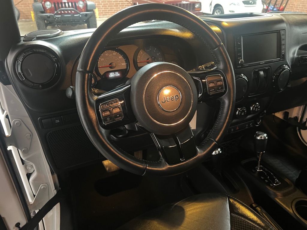 Photo 24 of this JEEP WRANGLER