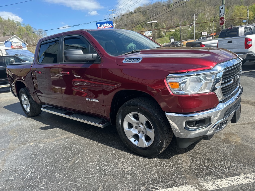 View vehicle photo 5