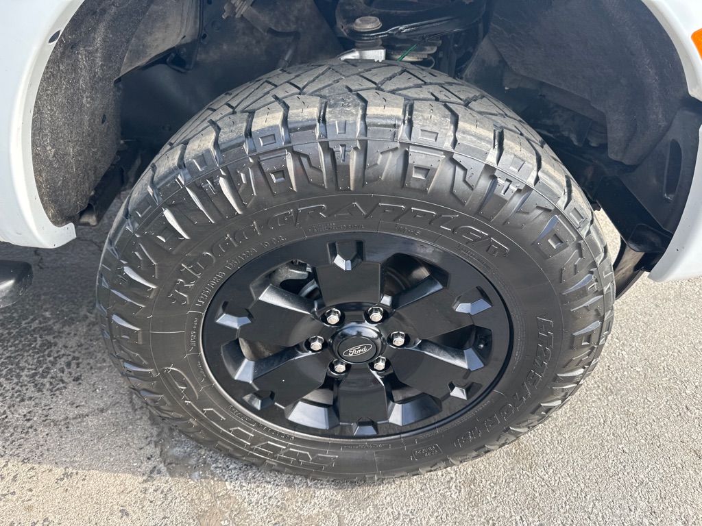 View vehicle photo 7