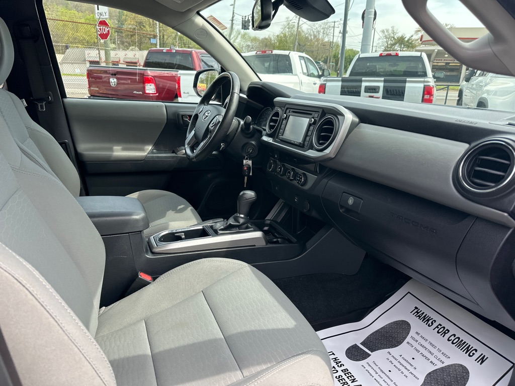 View vehicle photo 6