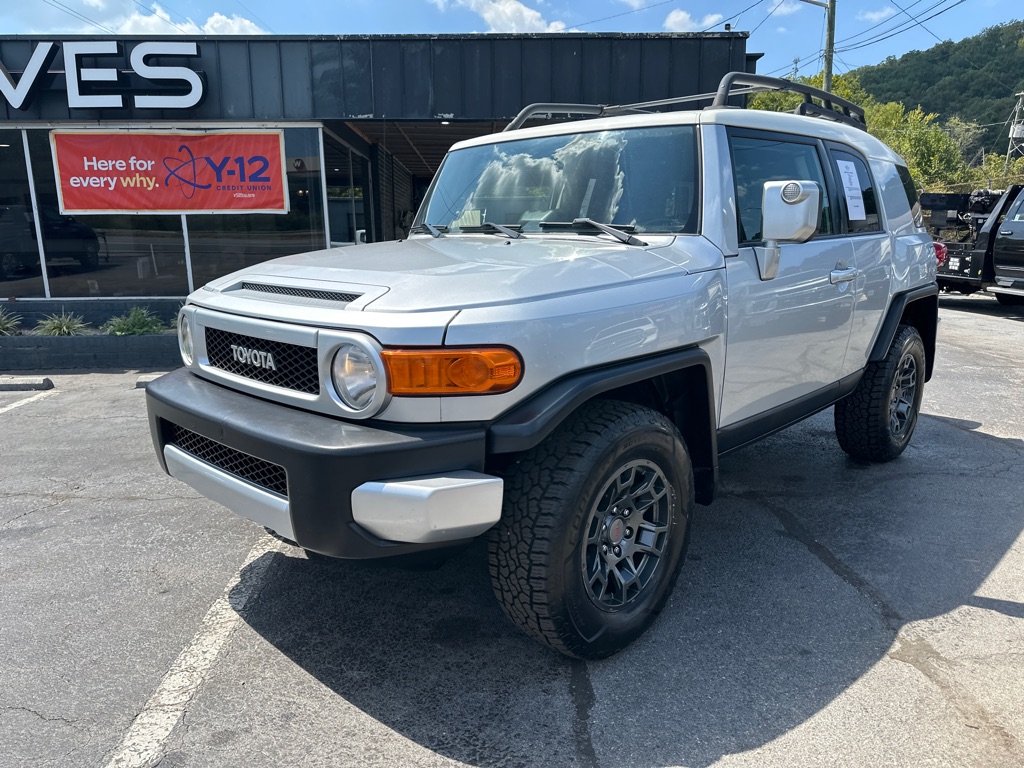 Silver 2008 Toyota FJ Cruiser SUV / Crossover Four-Wheel Drive Automatic