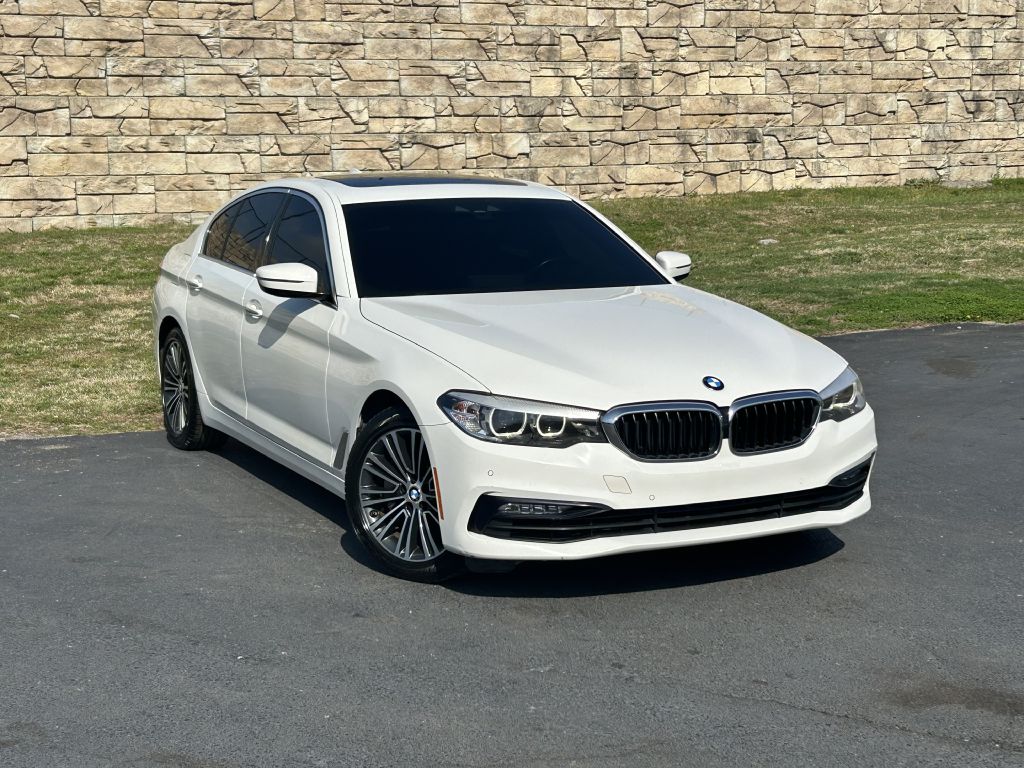 White 2018 BMW 5 Series 540i Sedan RWD Sedan Rear-Wheel Drive Automatic