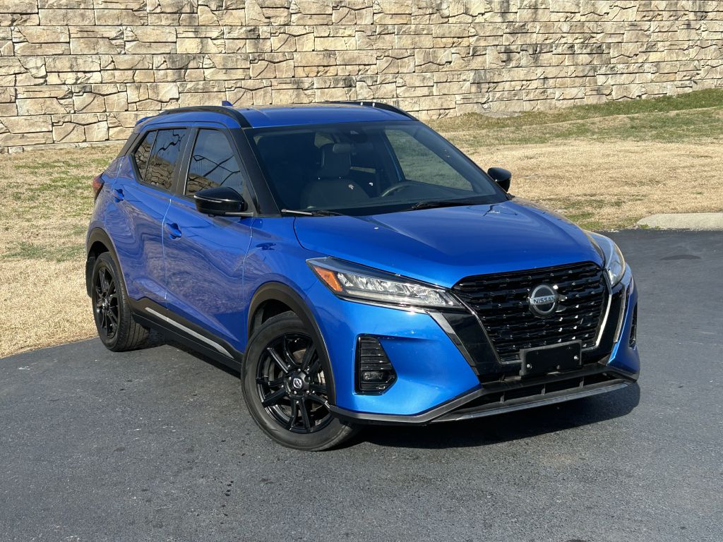 2021 Nissan Kicks SR FWD