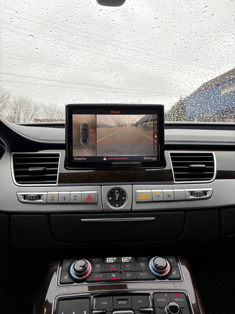 Photo 56 of this AUDI A8 L