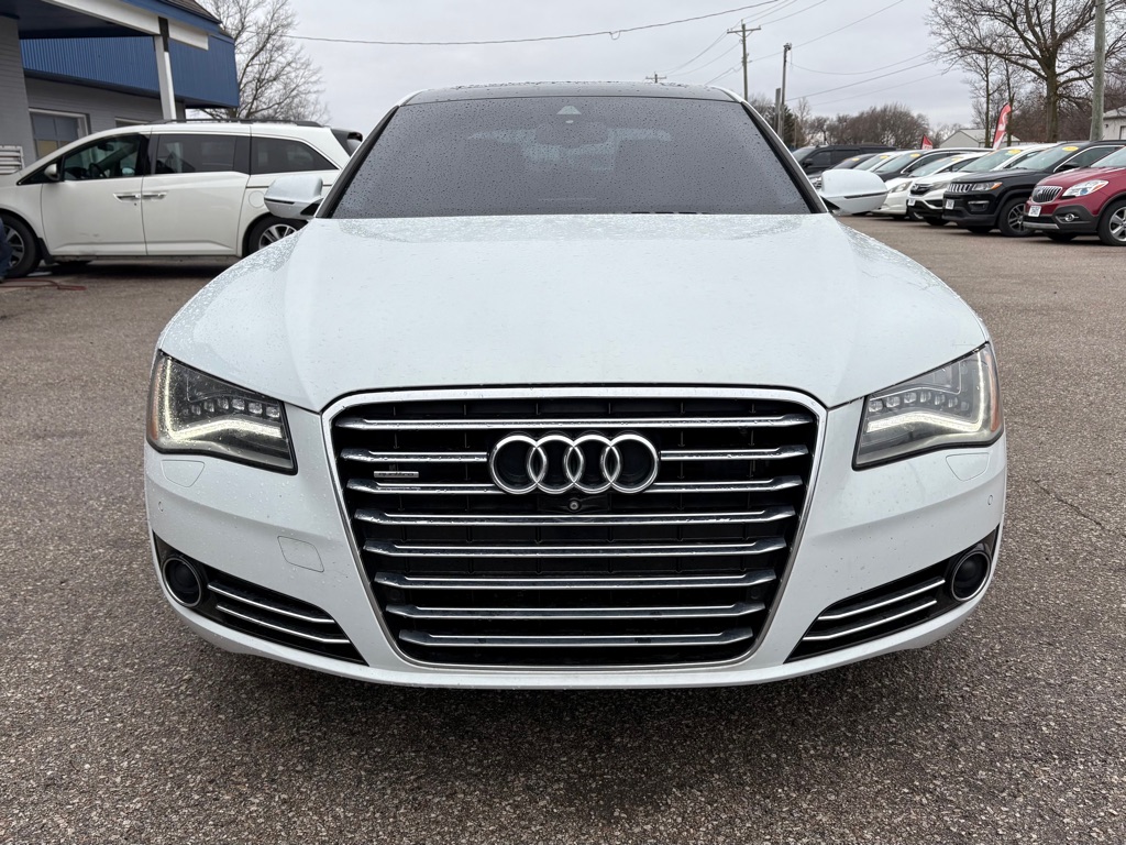 Photo 41 of this AUDI A8 L