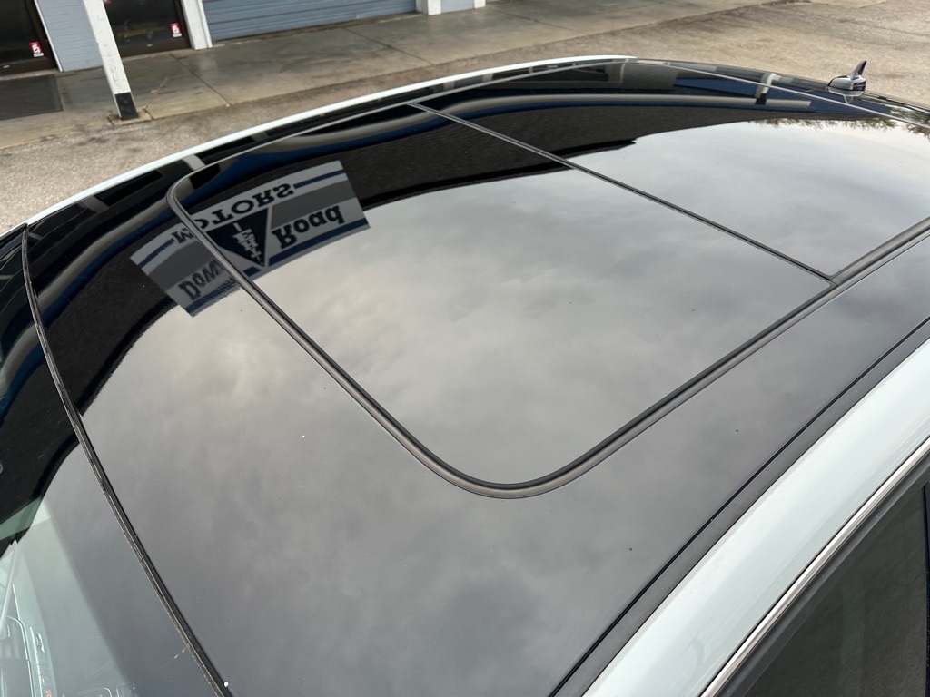 Photo 14 of this AUDI A8 L