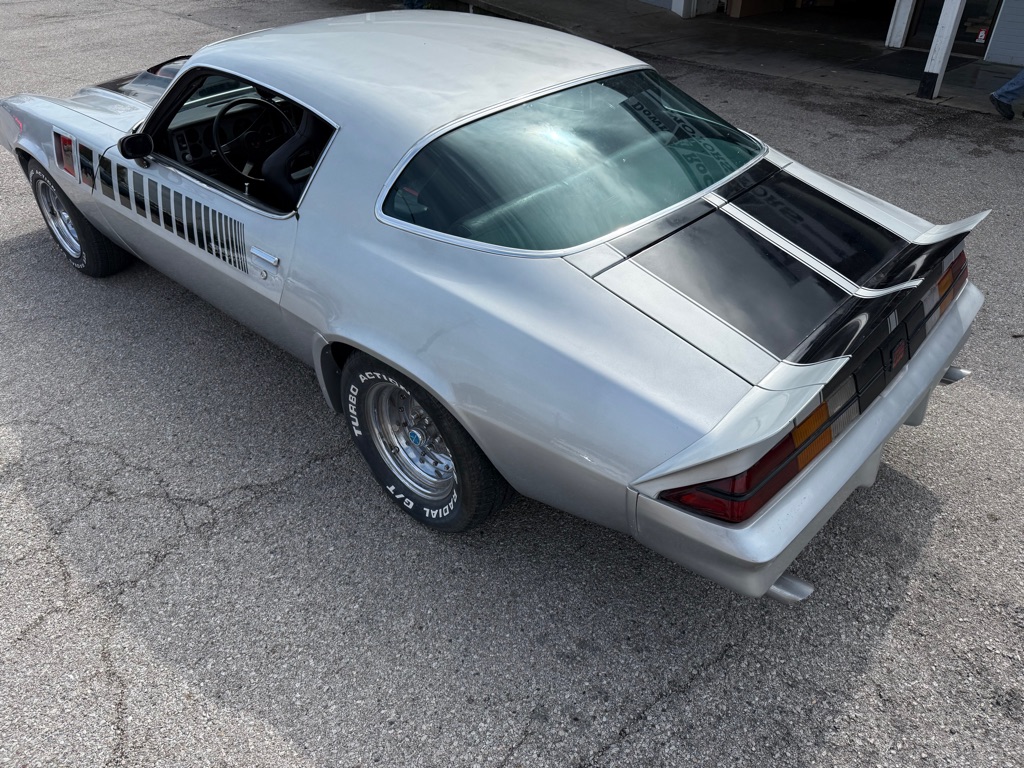 Photo 7 of this CHEVROLET CAMARO
