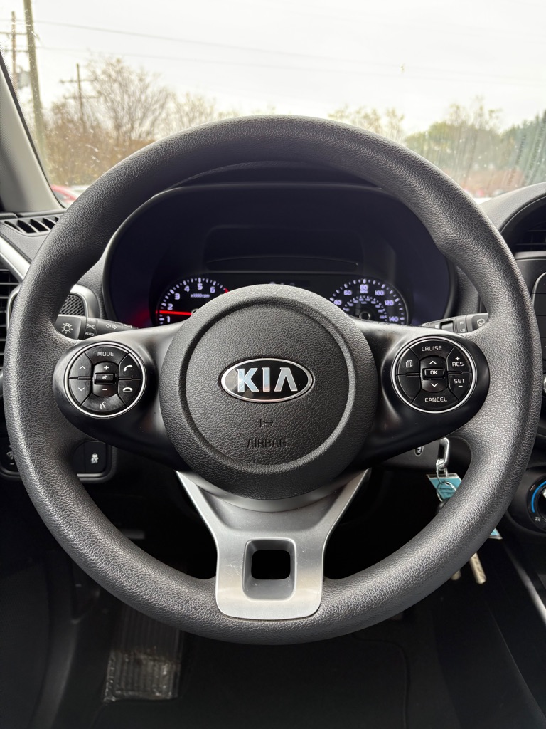 Photo 16 of this KIA SOUL