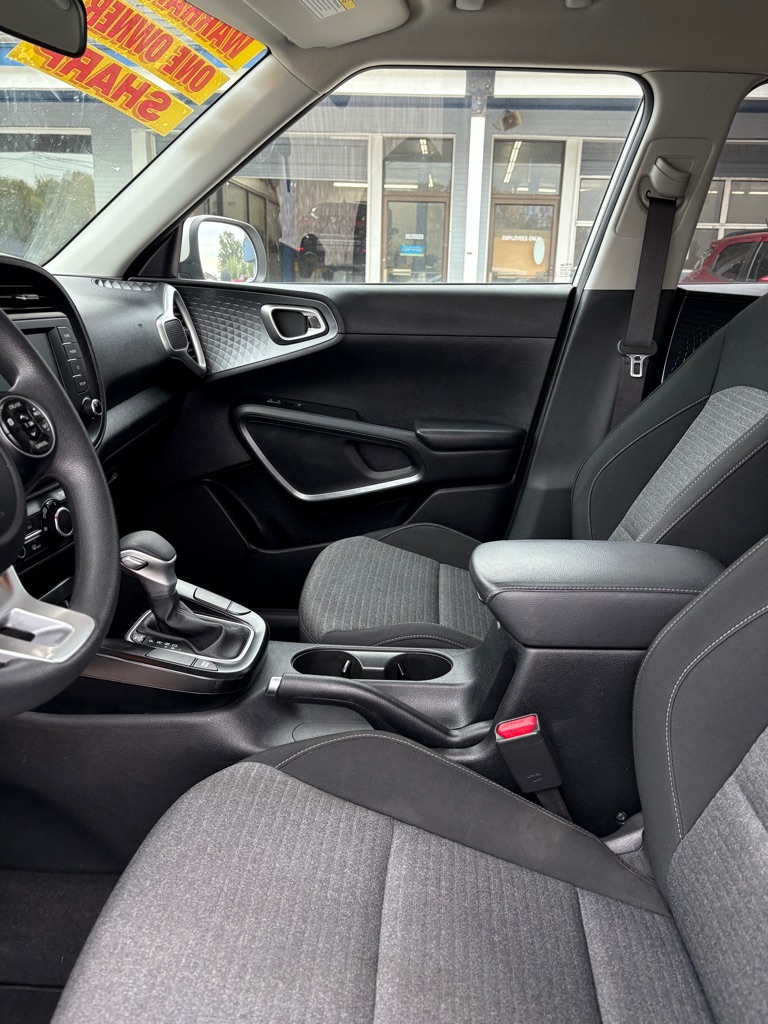 Photo 9 of this KIA SOUL