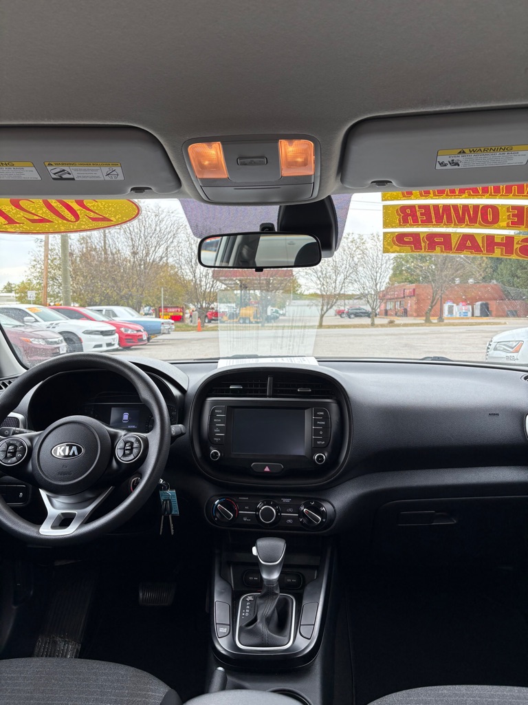 Photo 11 of this KIA SOUL