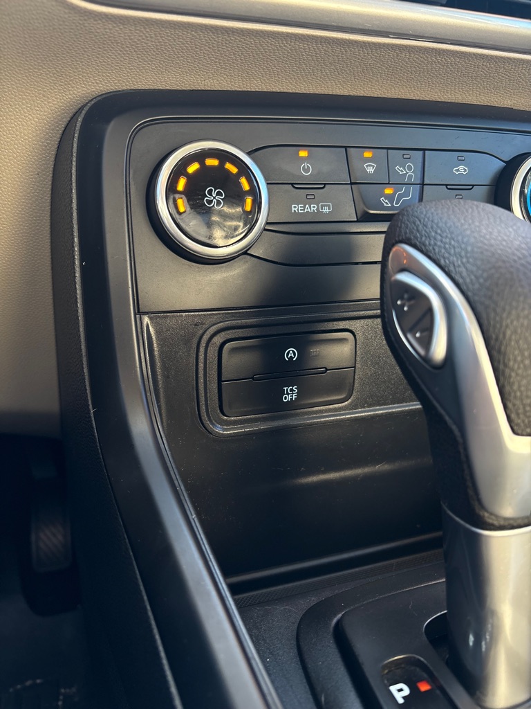 Photo 19 of this FORD ECOSPORT