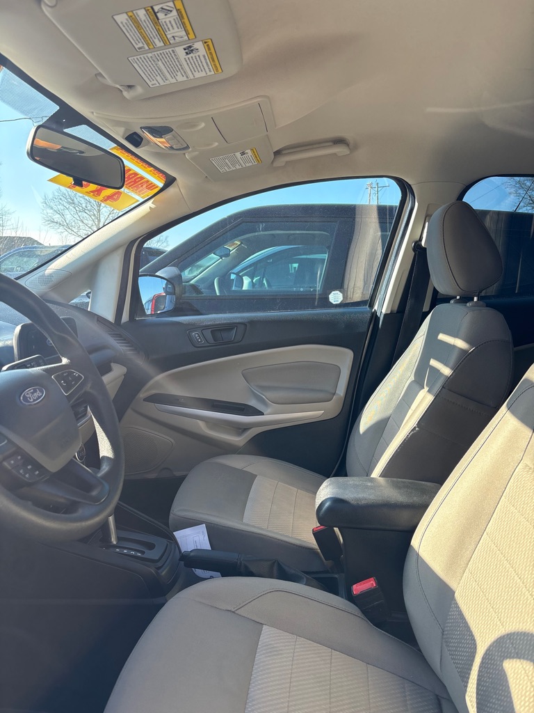 Photo 9 of this FORD ECOSPORT