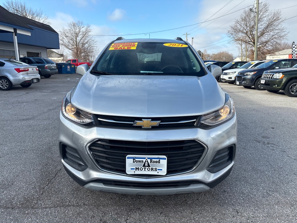 Photo 4 of this CHEVROLET TRAX