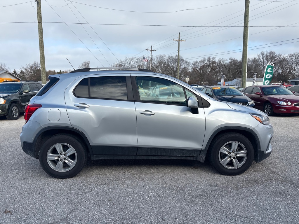Photo 5 of this CHEVROLET TRAX