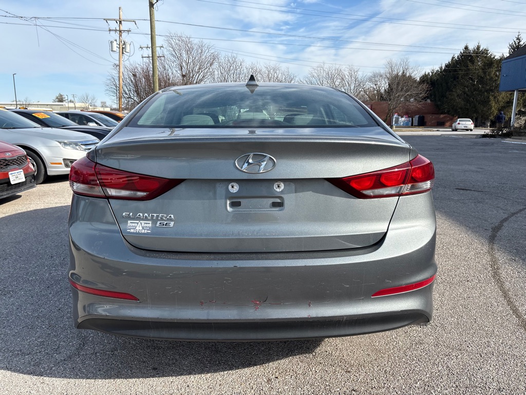Photo 5 of this HYUNDAI ELANTRA
