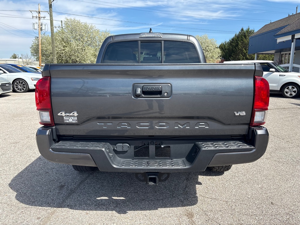 Photo 5 of this TOYOTA TACOMA
