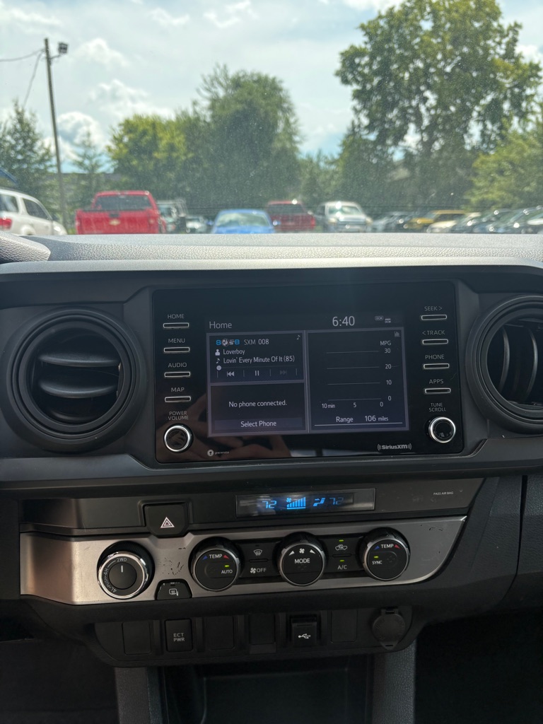 Photo 21 of this TOYOTA TACOMA