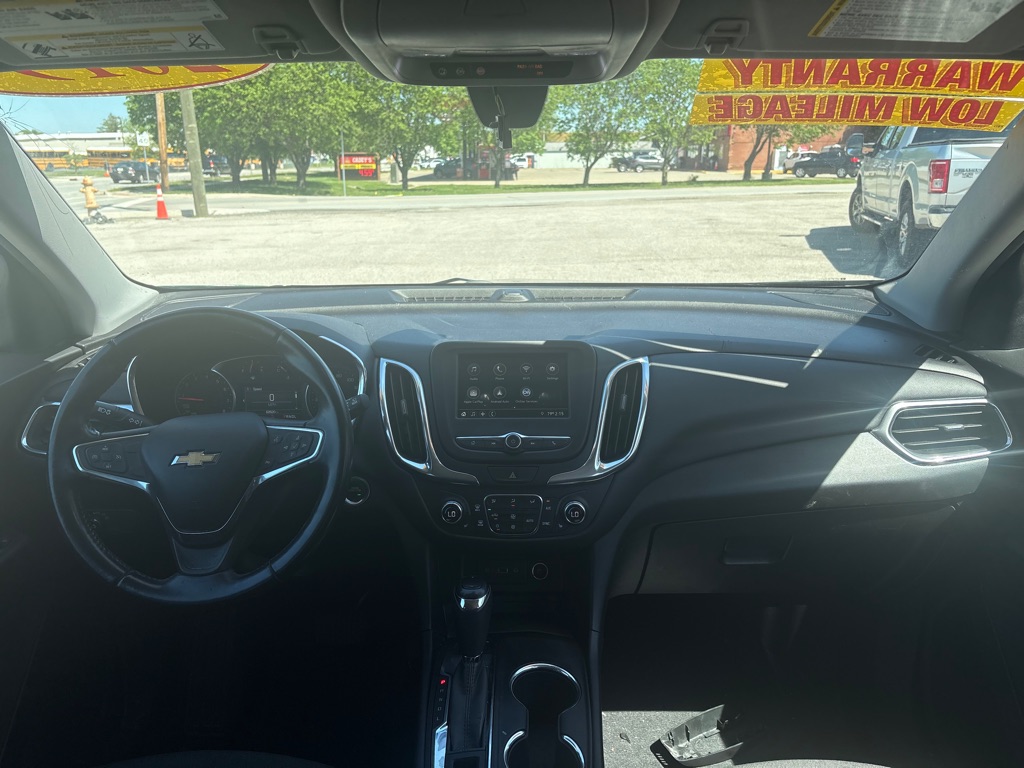Photo 13 of this CHEVROLET EQUINOX