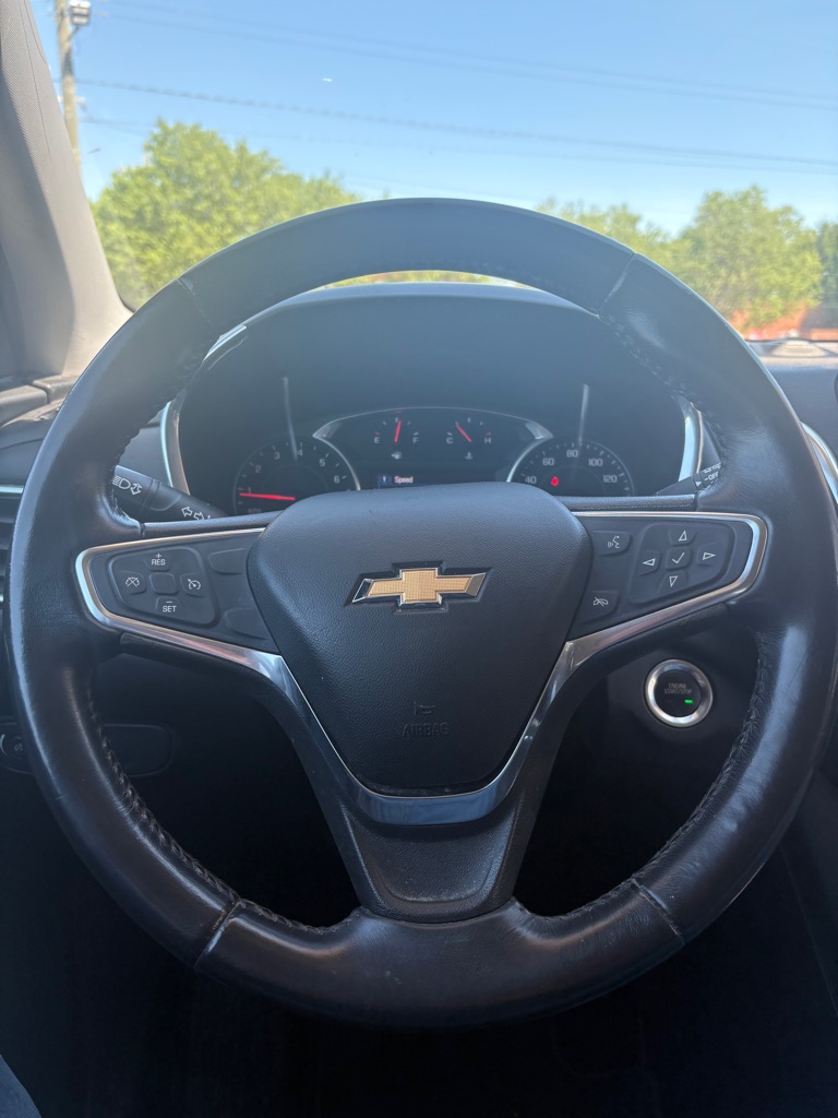 Photo 16 of this CHEVROLET EQUINOX