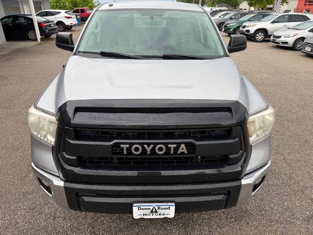 Photo 7 of this TOYOTA TUNDRA