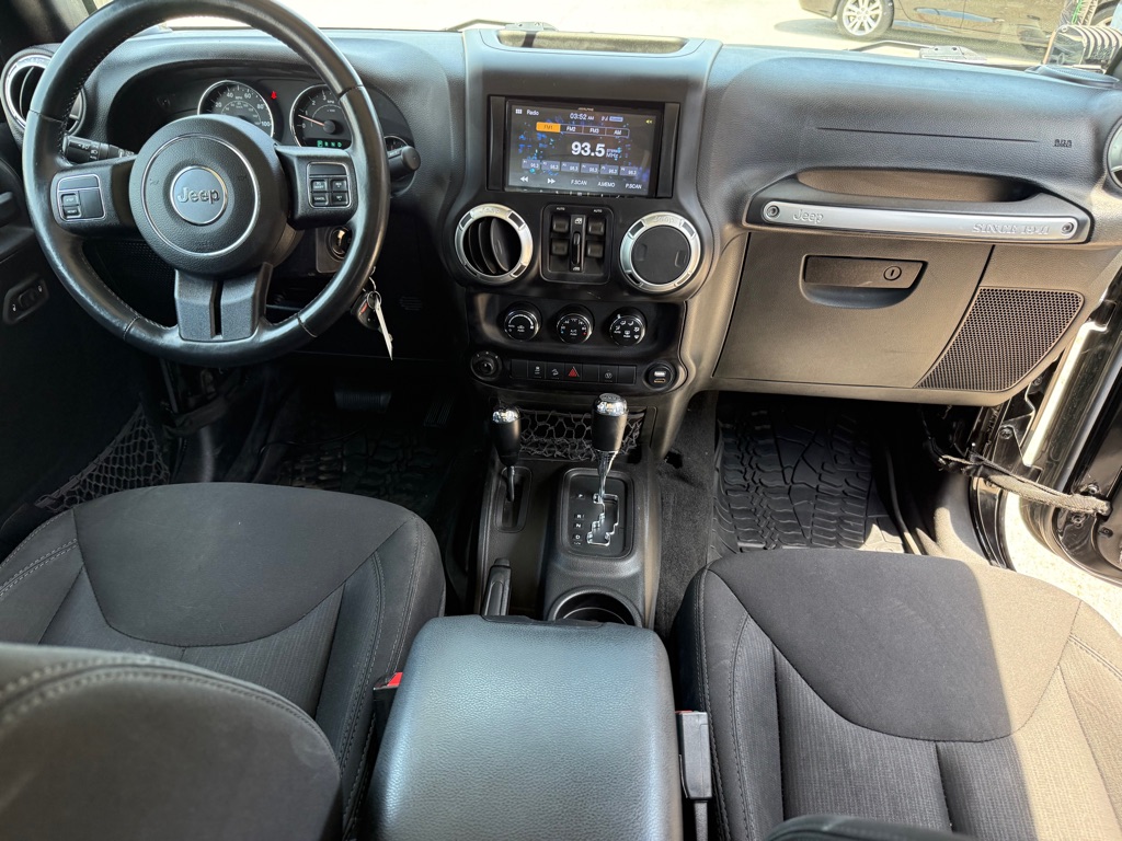 Photo 12 of this JEEP WRANGLER UNLIMI