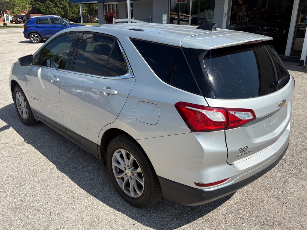 Photo 6 of this CHEVROLET EQUINOX