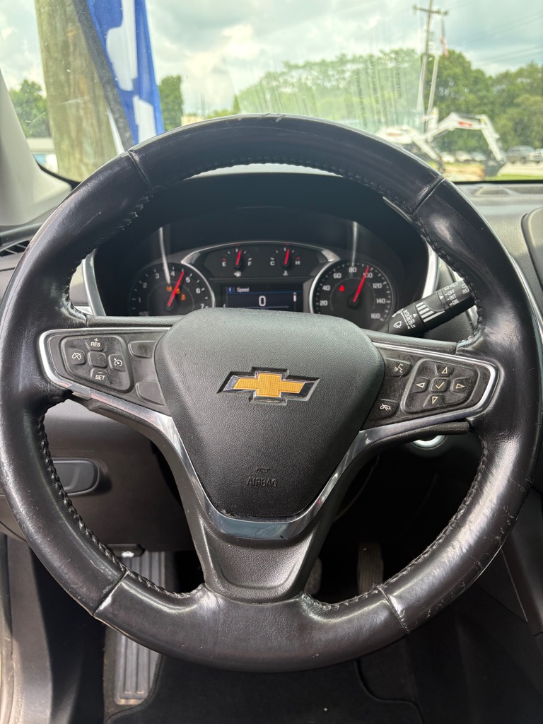 Photo 16 of this CHEVROLET EQUINOX